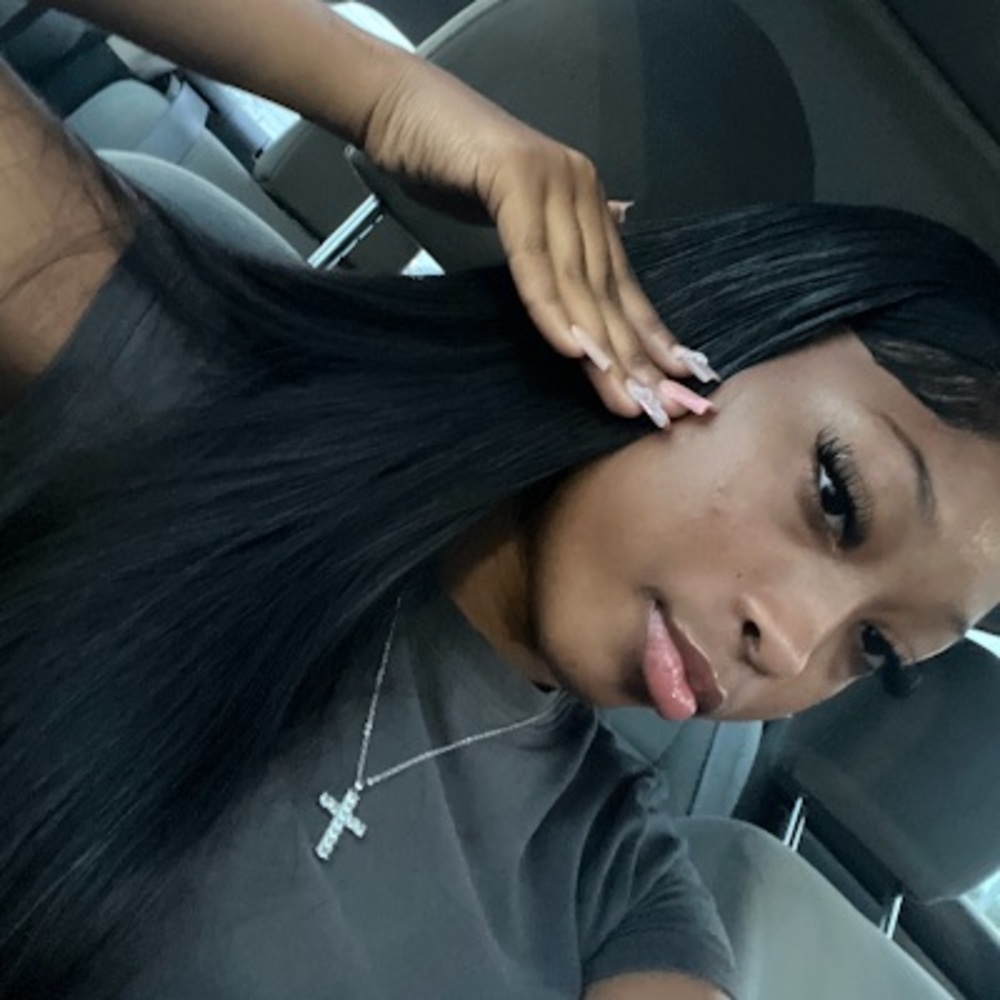 Meet your Posher, Amaree